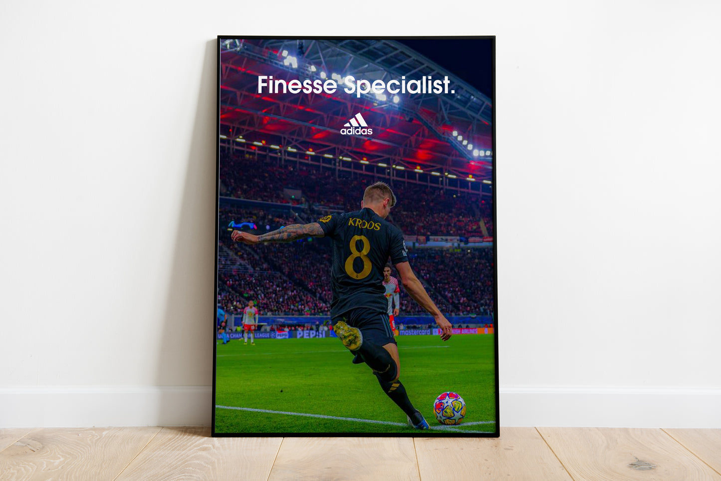 Toni Kroos "Finesse Specialist" Poster